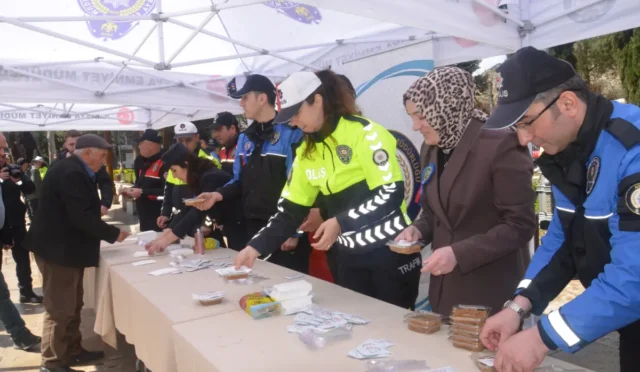 Amasya'da şehit polisler için düzenlenen Mevlid-i Şerif programından bir kare