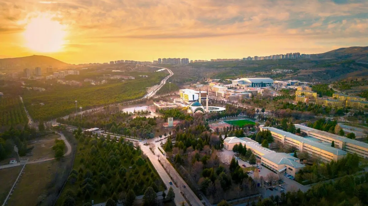 Fırat Üniversitesi 51 Yaşında: Bilim ve Eğitimde Yarım Asrı Aşan Gurur