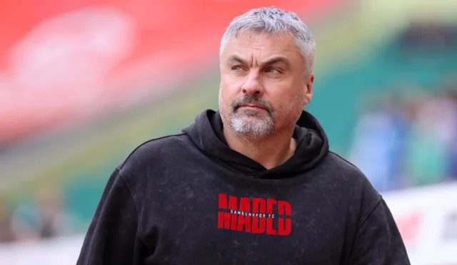 Thomas Reis, Türkiye'ye dönmeye hazır olduğunu ve büyük kulüpleri çalıştırmak istediğini belirtti.