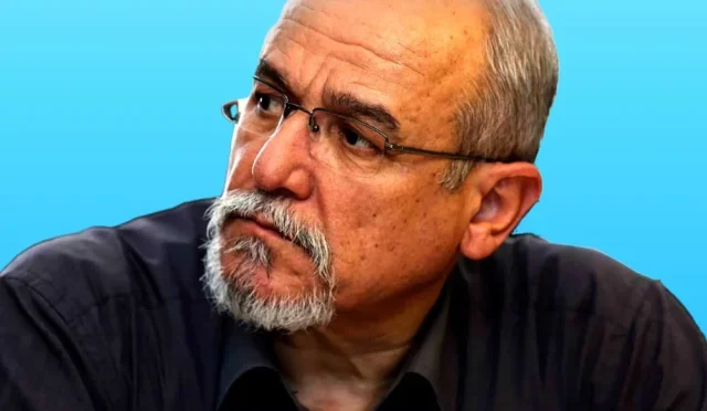 Gazeteci yazar Dursun Erkılıç, güncel olayları ve Aşık Mahzuni Şerif'in türkülerini yorumluyor.