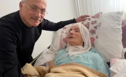 Vali Mehmet Ali Kumbuzoğlu'nun annesi Firdevs Kumbuzoğlu'nun vefatına ilişkin haber görseli