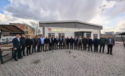 Ankara Kent Konseyi heyeti, Ankara Servis Aracı İşletmecileri Esnaf Odası Başkanı İlyas Aktürk'ü ziyaret etti.