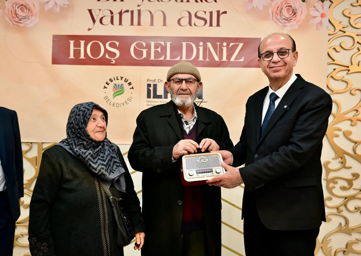 Yeşilyurt’ta Yarım Asırlık Aşklar Kutlandı: 50-70 Yıllık Evlilikler Onurlandırıldı