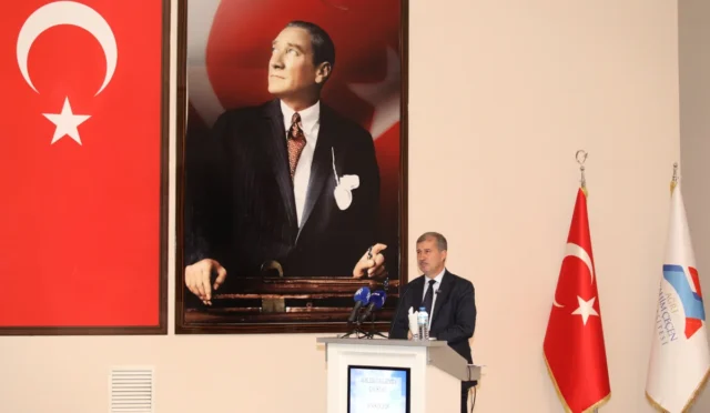 Ağrı Zirai Kalkınma Çalıştayı'nda tarımsal potansiyelin geliştirilmesi ele alındı.