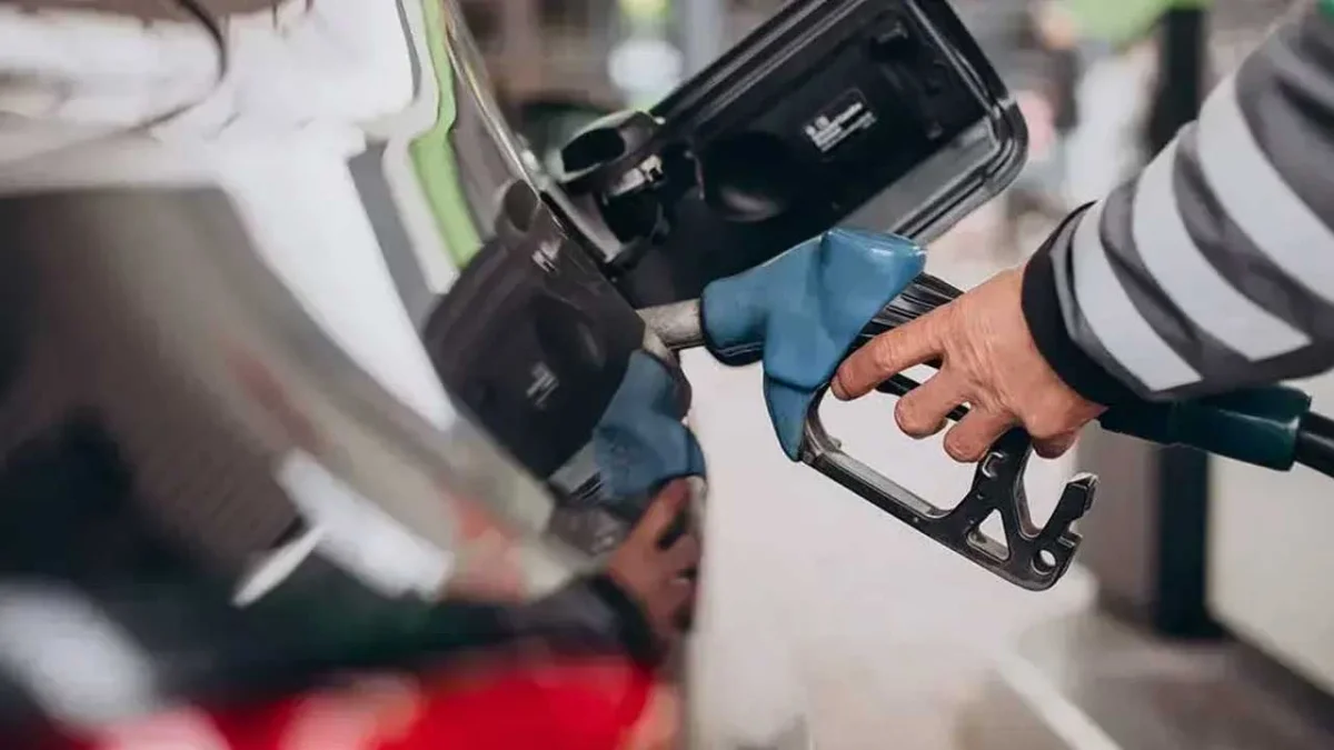 Motorine Yeni Zam Kapıda: Litre Fiyatı Artıyor