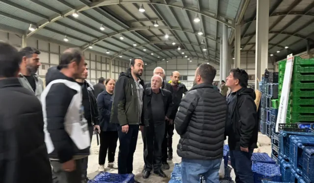 CHP Beypazarı İlçe Başkanı Hasan Kostak maden işçilerini ziyaret ediyor