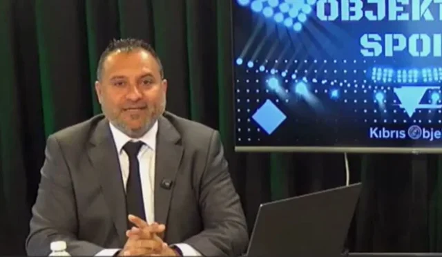 Konyaspor ve Samsunspor futbolcuları, Mete Adanır'ın anısına saygı duruşunda