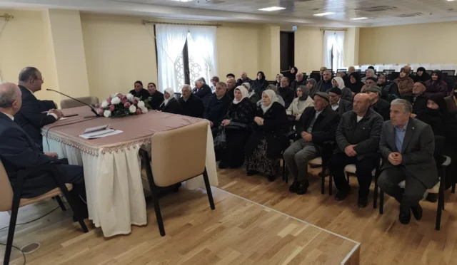 Kars'ta hacı adaylarına yönelik düzenlenen bilgilendirme toplantısı