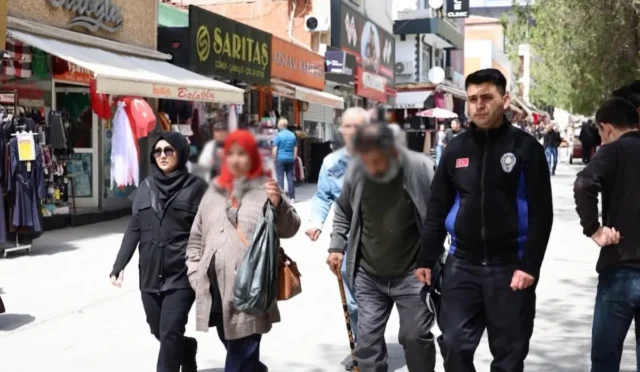 Kırıkkale'de zabıta ekiplerinin dilencilere yönelik operasyonu