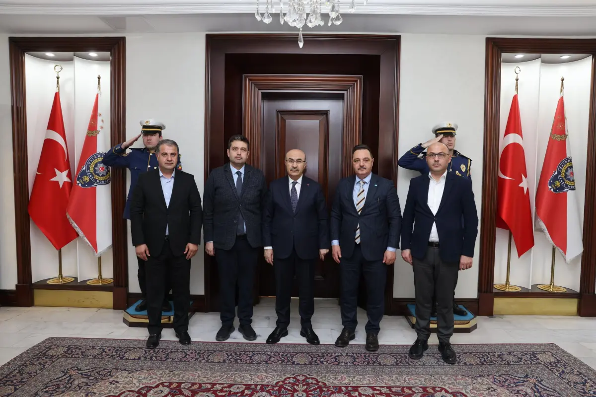 TİMBİR’den Emniyet’e Ziyaret: 1866 URL’ye Erişim Engeli, 307 Hesap Yöneticisi Tespit Edildi