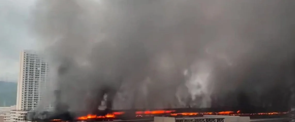 Ankara’da Organize Sanayi Bölgesinde Büyük Fabrika Yangını: İtfaiye Ekipleri Mücadele Ediyor