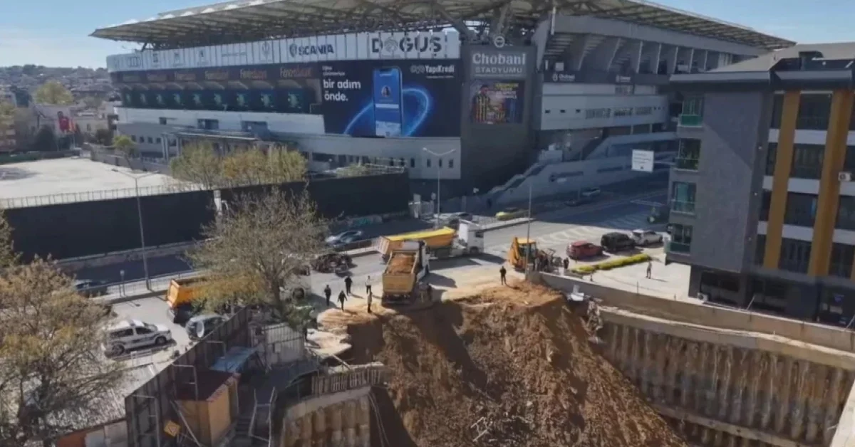 Fenerbahçe Chobani Stadyumu Yakınında İstinat Duvarı Çöktü: Facianın Eşiğinden Dönüldü