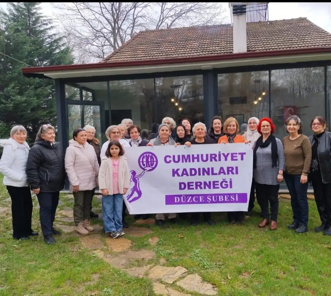 Cumhuriyet Kadınları’ndan Milli Güvenlik Kurulu’na Çağrı: Eğitimde Milli Güvenlik Tehlikede!