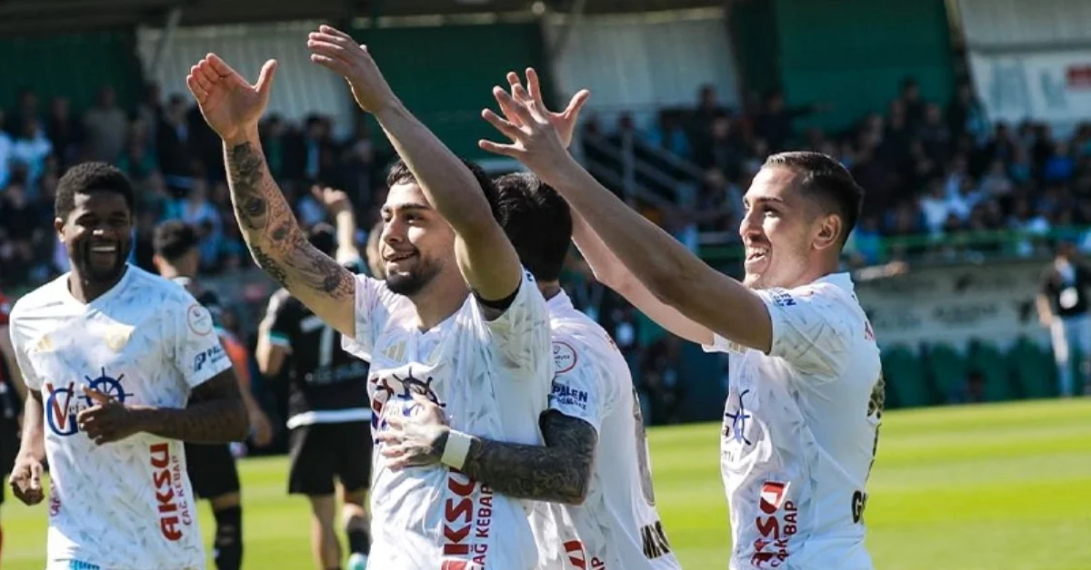 Erzurumspor, 5 Yıllık Hasreti Sonlandırdı: Süper Lig’e Muhteşem Dönüş!