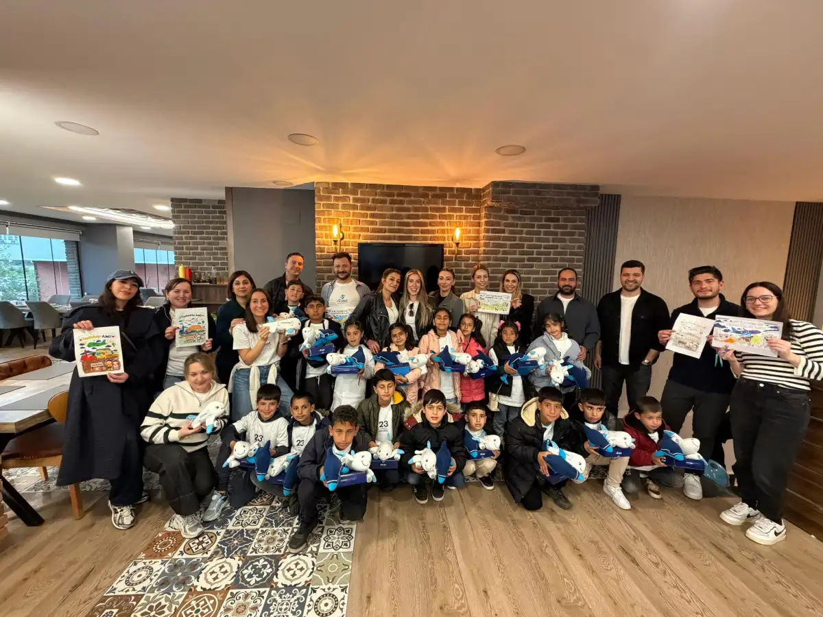 AJet’ten 23 Nisan’a Özel Dokunuş: Mardin’de Çocuklara Kültür Turu, İstanbul’da Sanat Dolu Festival