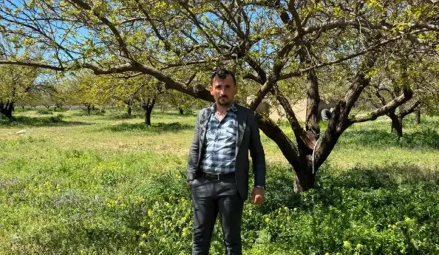 Anahtar Parti Akçadağ İlçe Başkanı Tahsin Çakırdım, Malatya çiftçisinin sorunlarını dile getiriyor.