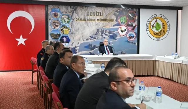 Denizli'de orman yangınlarına karşı alınan önlemler kapsamında ormanlık alanlara girişler yasaklandı.