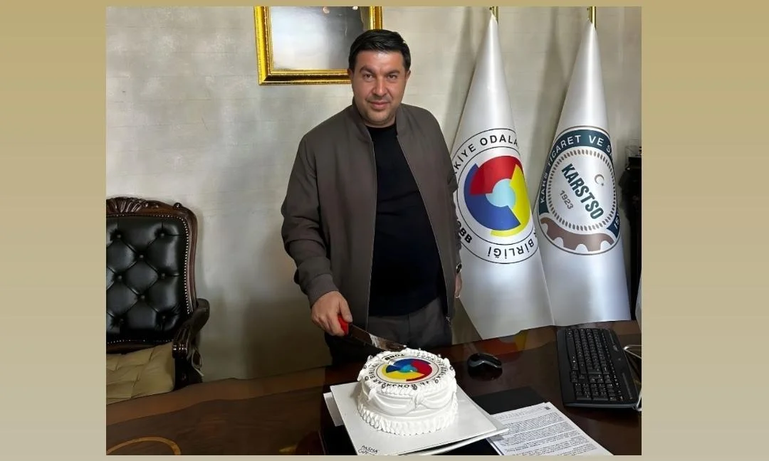 TOBB Başkanı Hisarcıklıoğlu’ndan Kars TSO Başkanı Kadir Bozan’a Doğum Günü Sürprizi: İş Dünyasında Dayanışma Vurgusu
