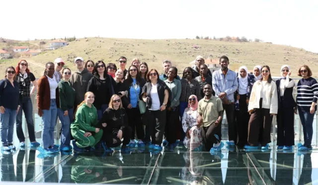 Aksaray'da tarihi ve doğal güzellikleri gezen yabancı öğrenciler