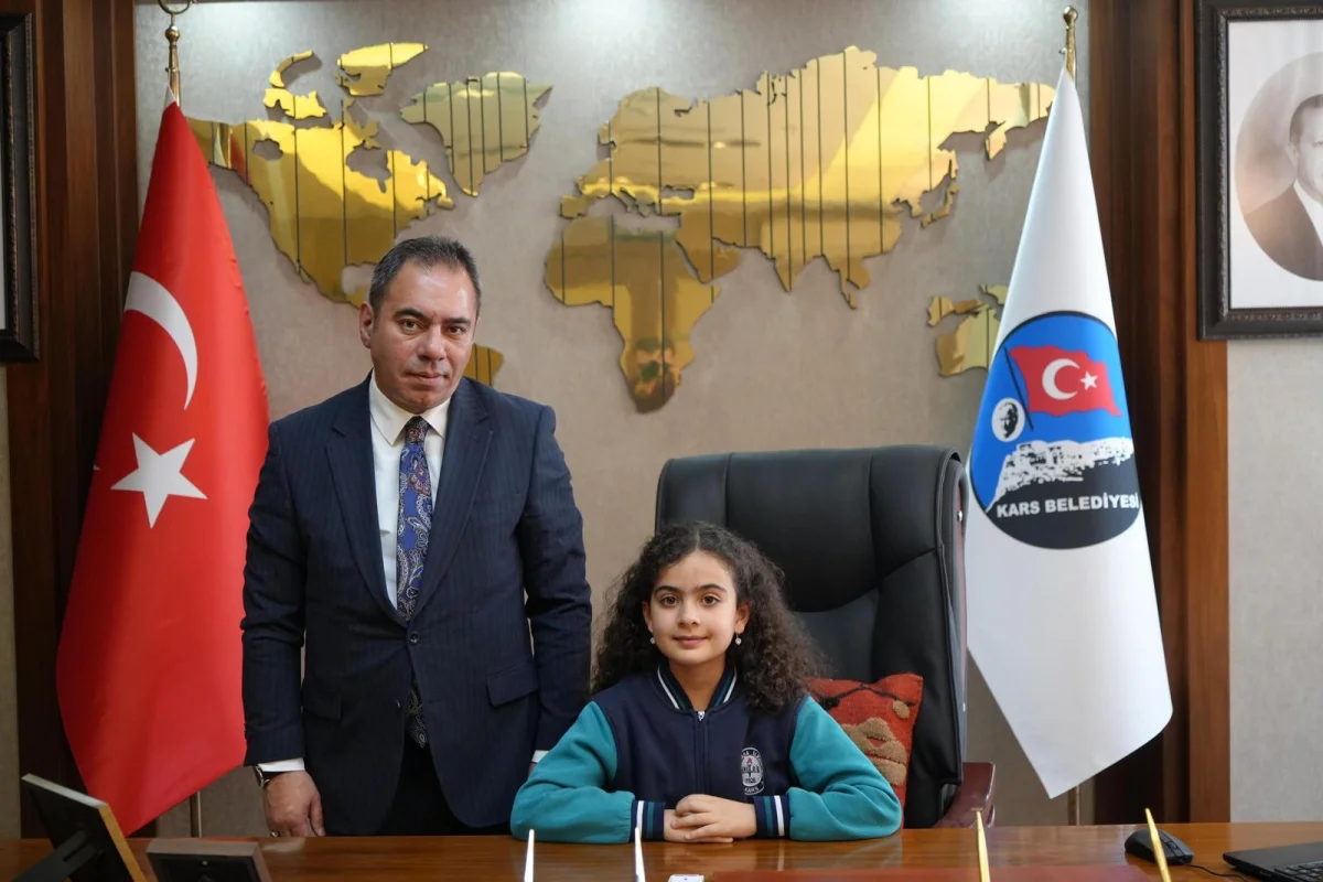 Kars’ta 23 Nisan Coşkusu: Belediye Başkanlığı Koltuğu Çocuklara Emanet Edildi, Geleceğe Umut Dolu Mesajlar Verildi