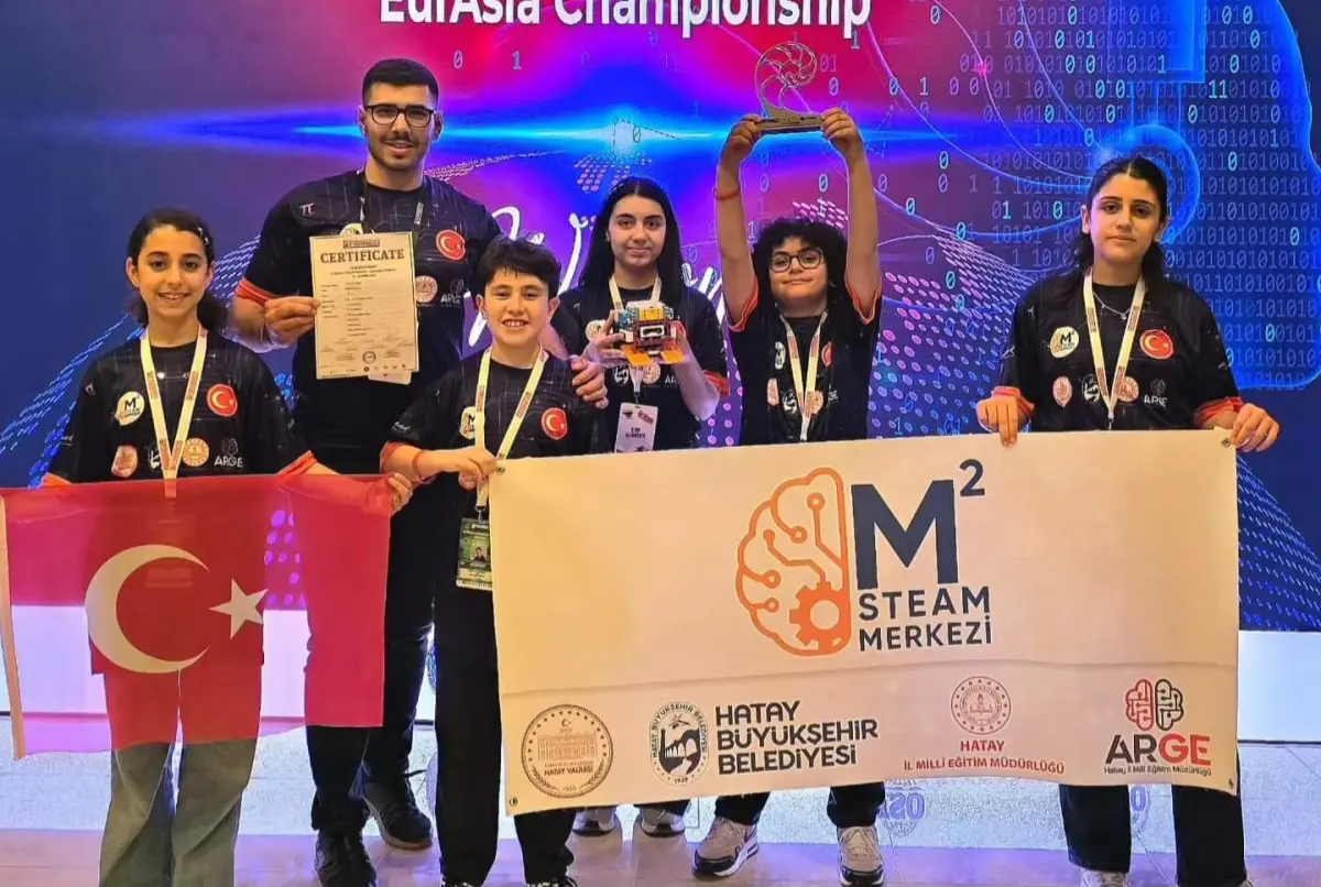 Hataylı Öğrenciler Robot Olimpiyatları Avrasya Şampiyonası’nda Zirveye Yerleşti