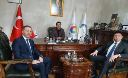 Azerbaycan heyeti, Kars Ticaret ve Sanayi Odası'nı ziyaret ederek iş birliği fırsatlarını görüştü.