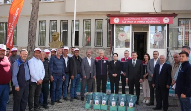 Isparta'da çiftçilere barbunya tohumu dağıtımı