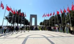 Eceabatlı öğrenciler Çanakkale Tarihi Alanı'nı ziyaret ediyor