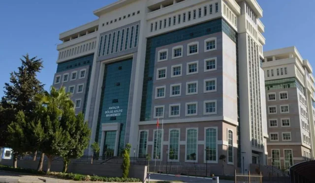 Antalya Adliyesi'nde görev değişiklikleri yaşandı, yeni başsavcı vekilleri atandı.