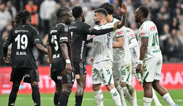 Konyasporlu futbolcuların Türkiye Kupası finaline yükselmenin sevinci