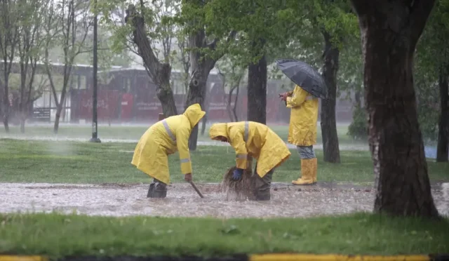 Gaziantep'te sel felaketi sonrası yardım çalışmaları