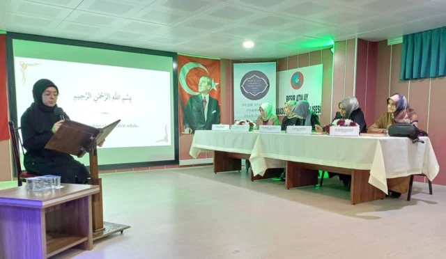 Kırıkkale'de düzenlenen Kur'an-ı Kerim ve dini bilgiler yarışması finalleri