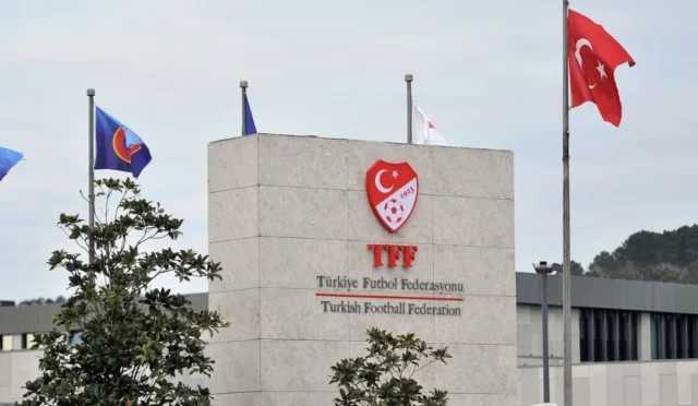 Süper Lig'de disiplin sevkleri, PFDK'ya gönderilen 11 kulüp