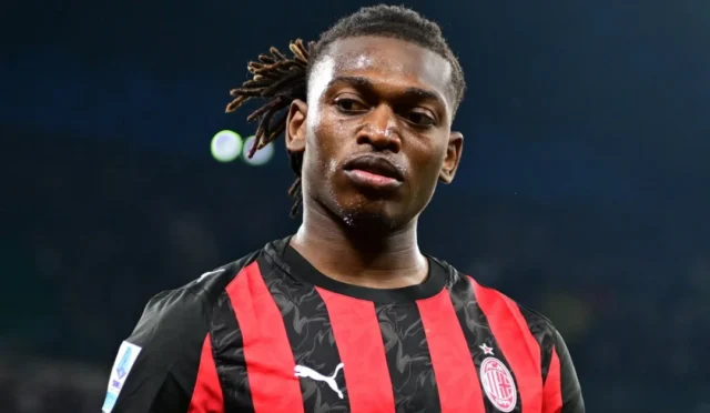 Fenerbahçe'nin transfer gündemindeki Milanlı futbolcu Rafael Leao