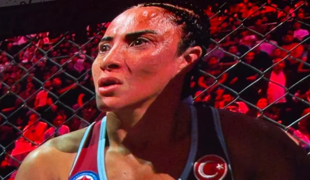 Sabriye Şengül ve rakibi Ferreira maç sonrası