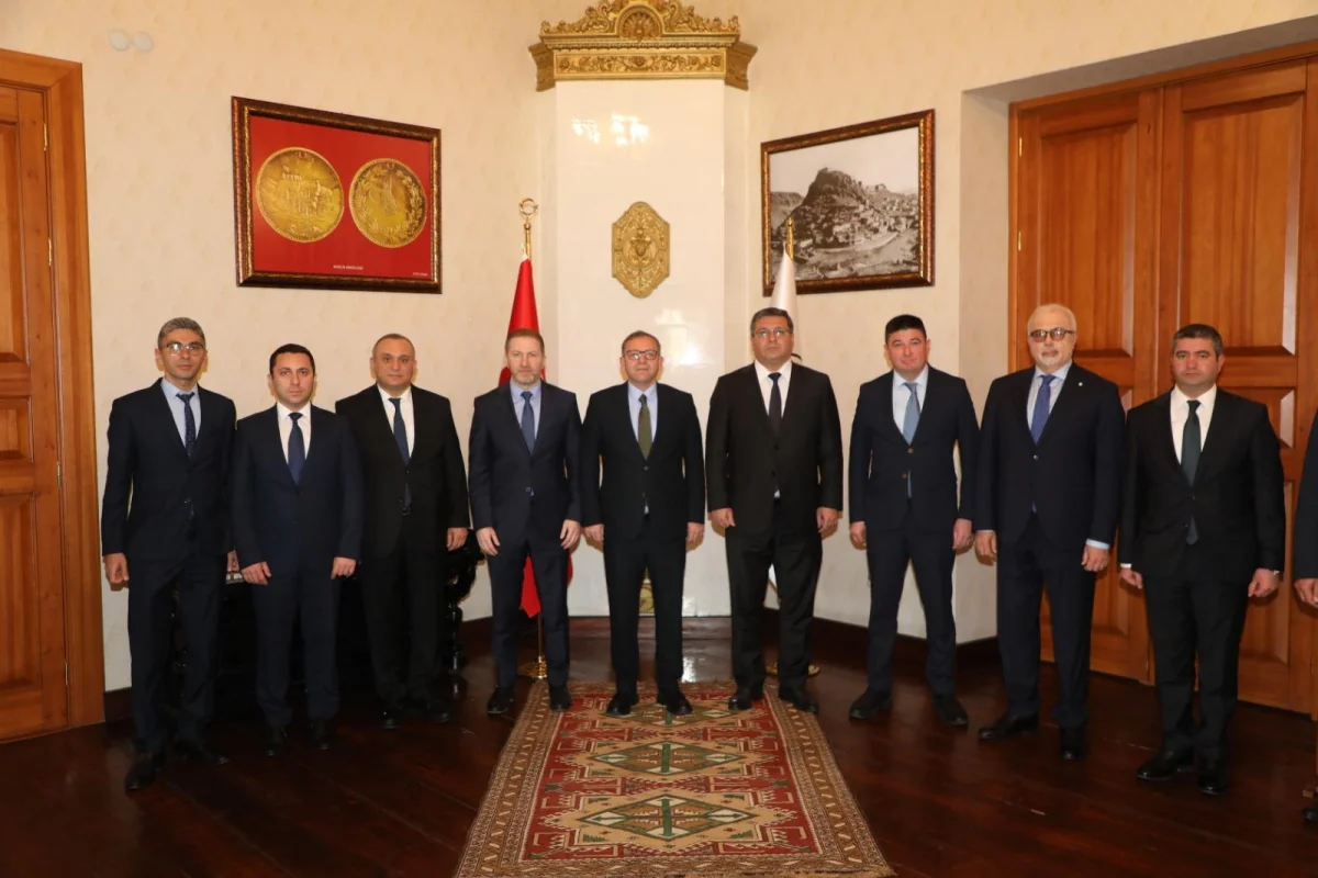 Nahçıvan Ekonomi Bakanı Kars’ta: Türkiye-Azerbaycan Ekonomik İş Birliği Vurgusu