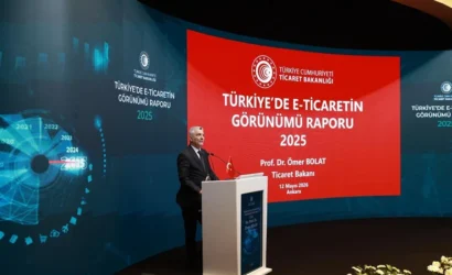 Ticaret Bakanı Ömer Bolat, Türkiye'de e-ticaret hacminin 2025'te 4,6 trilyon liraya ulaştığını açıkladı.
