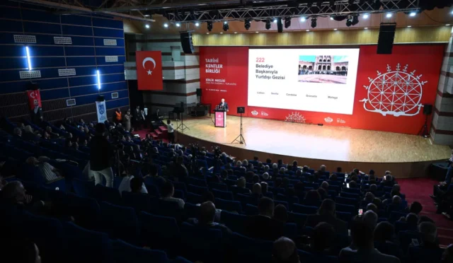 Tarihi Kentler Birliği üyeleri Ankara'da bir araya gelerek mirasın korunması ve gelecek vizyonunu tartıştılar.