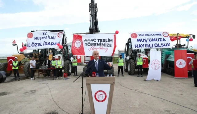 Muş İl Özel İdaresi'nin yeni hizmet araçları