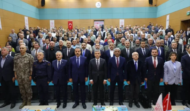 Artvin'de düzenlenen 2026-2030 Turizm Master Planı Çalıştayı lansmanından genel görünüm