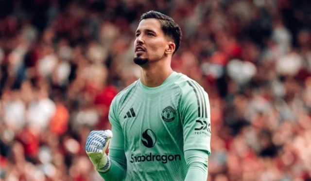 Altay Bayındır, Manchester United formasıyla Süper Lig kulüplerinin radarına girdi.