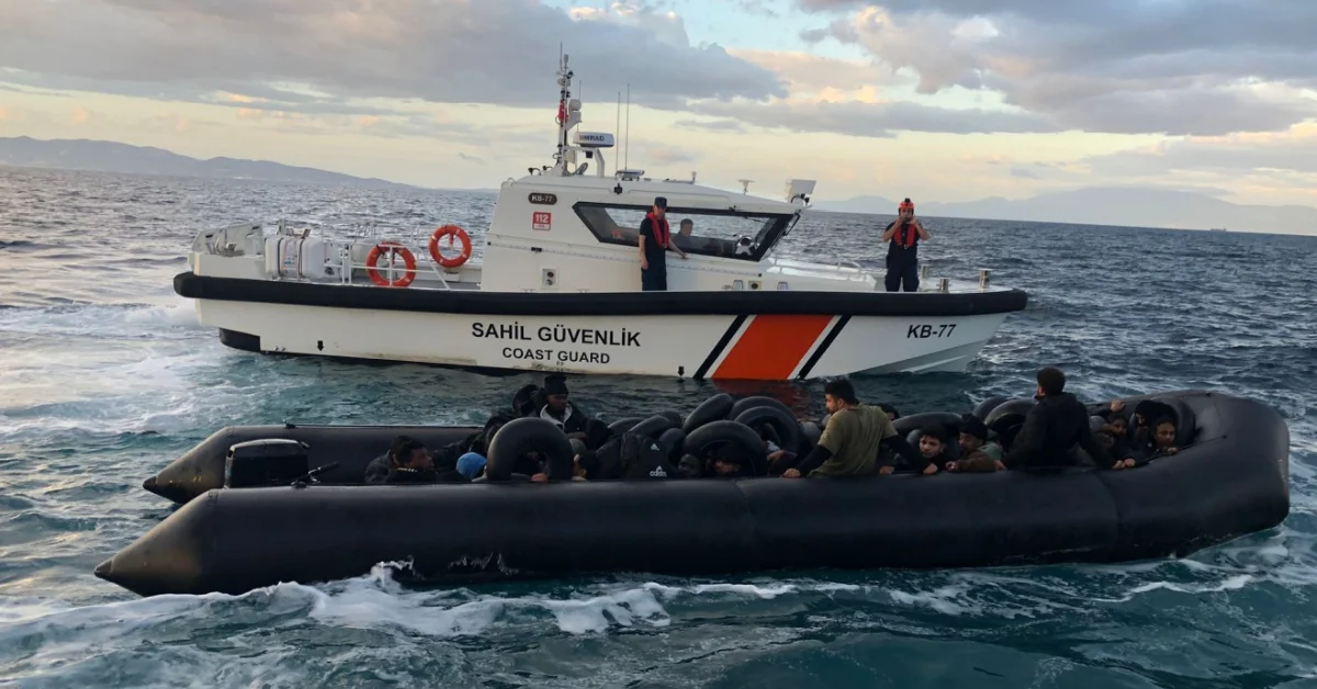 İzmir Sahillerinde Göçmen Operasyonu: Karaburun ve Dikili’de Kritik Kurtarma ve Yakalamalar