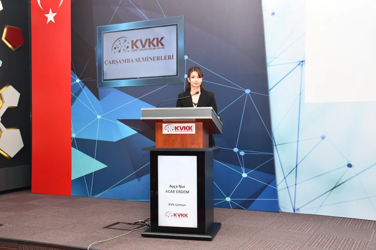 KVKK Semineri: Özel Hayata Saygı Hakkı ve Kişisel Verilerin Korunması Masaya Yatırıldı