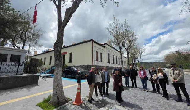 Kars'ta düzenlenen XVI. Mantık Çalıştayı'nda bilim insanları bir araya geldi.