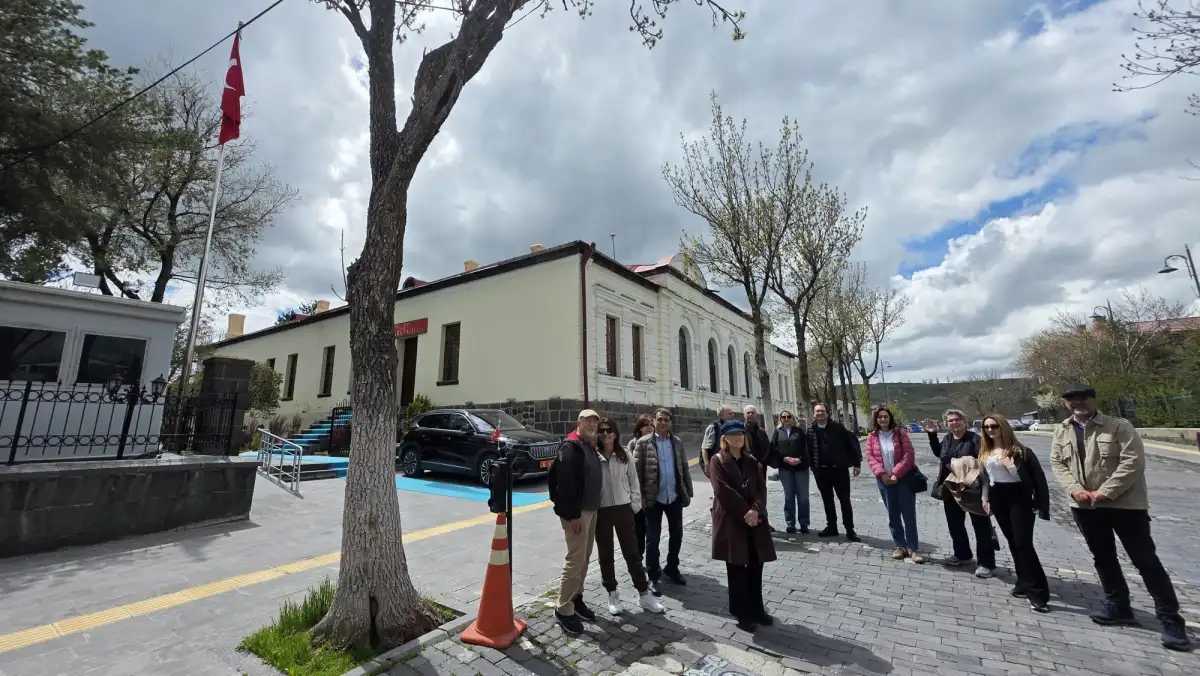 Kars Bilim ve Felsefenin Kalbi Oluyor: XVI. Mantık Çalıştayı Başladı