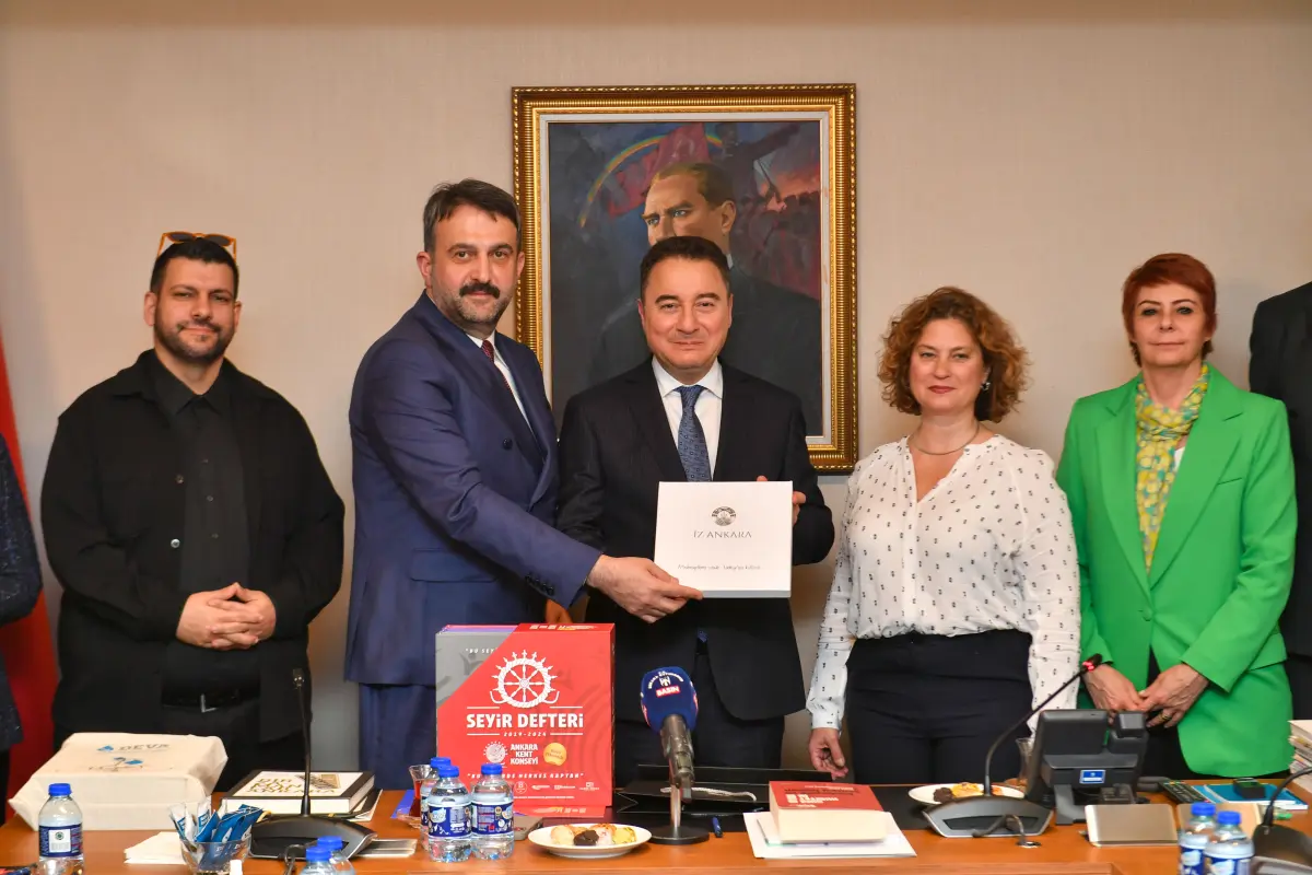 Ankara Kent Konseyi Başkanı Yılmaz, Deva Partisi Lideri Babacan ile Buluştu: Ankara’nın Geleceği Masaya Yatırıldı