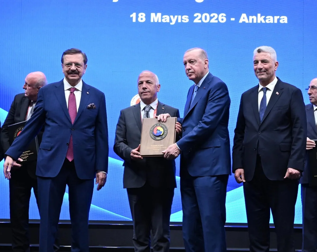 Osman Akyürek’e TOBB’dan ‘Hizmet Şeref Plaketi’: Artvin’e 10 Yıllık Katkı Takdir Edildi