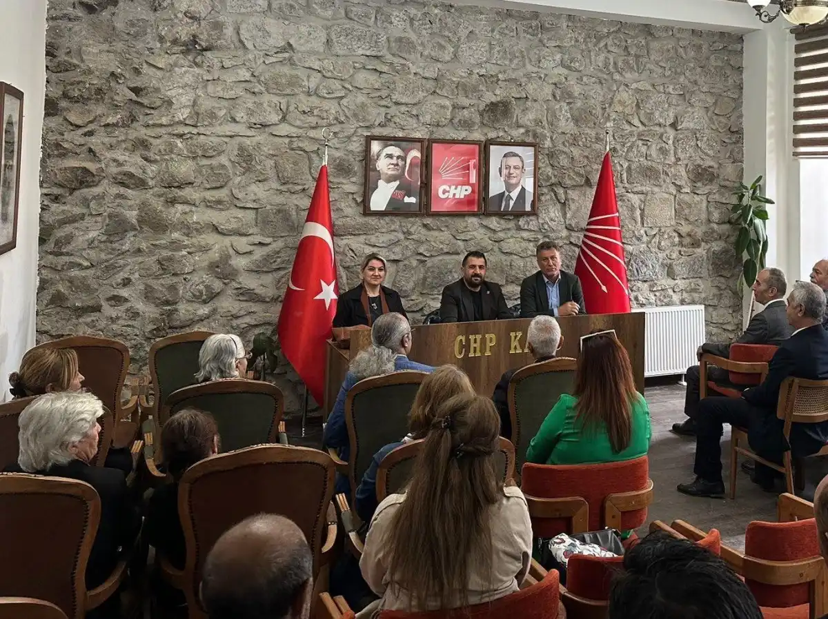 CHP’li Orhan Sarıbal Kars’ta Tarım Krizini Değerlendirdi: ‘Yanlış Politikalar Kırsalı Yoksullaştırıyor, Çözüm Planlı Üretim’