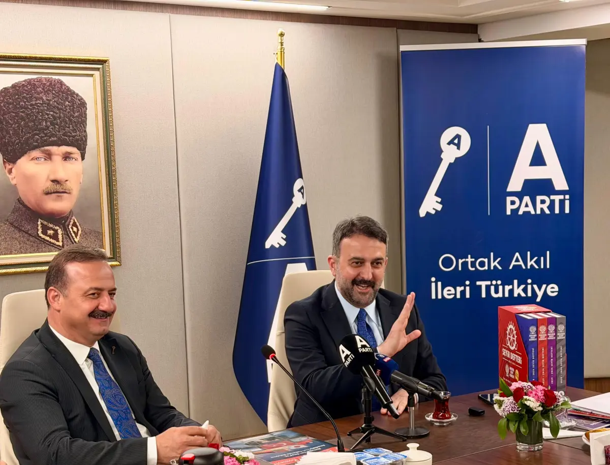 Ankara Kent Konseyi Başkanı Yılmaz, Anahtar Parti Genel Başkanı Ağıralioğlu ile Ankara’nın Geleceğini Görüştü