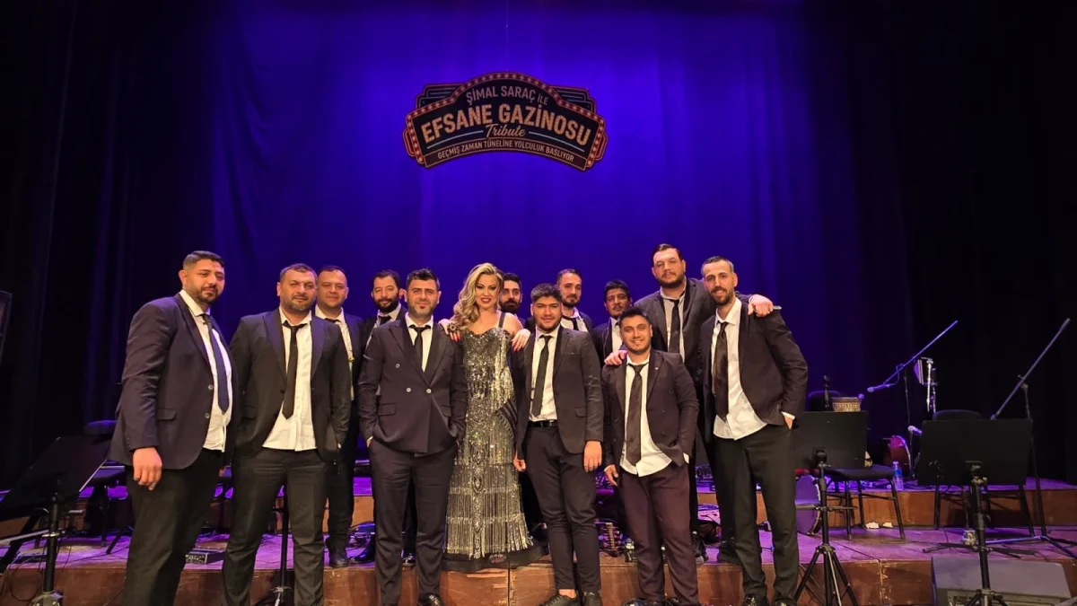 Şimal Saraç Adana’da Sahneye Damga Vurdu: “Efsane Gazinosu” Projesiyle Nostalji Rüzgarı Estirdi